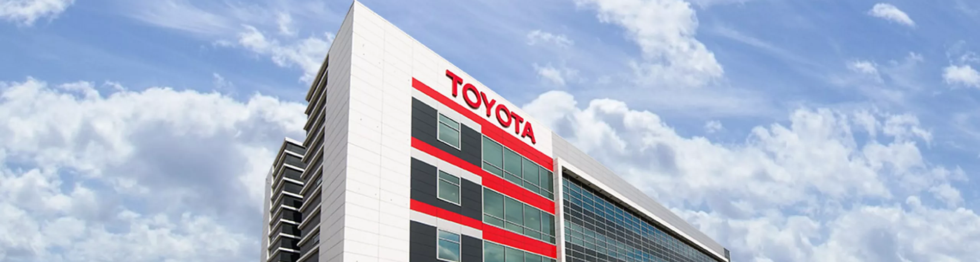 Изображение на странице TOYOTA ПОДВЕЛА ИТОГИ ПРОДАЖ В РОССИИ ЗА 2021 ГОД Тойота Центр Кунцево